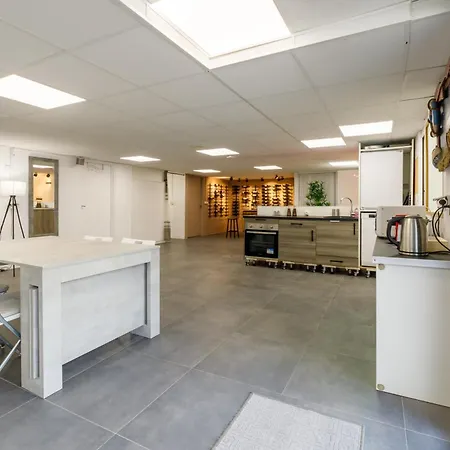 Luxueux Loft A 2 Pas De La Evasion Assuree En Bord Apartman Toulon