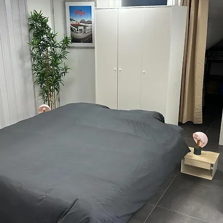 Luxueux Loft A 2 Pas De La Evasion Assuree En Bord Toulon